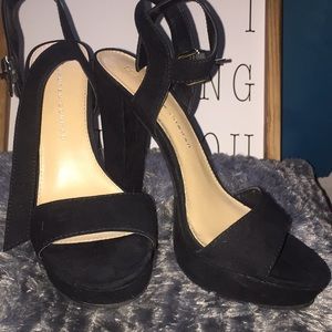 Lauren Conrad pumps 👠